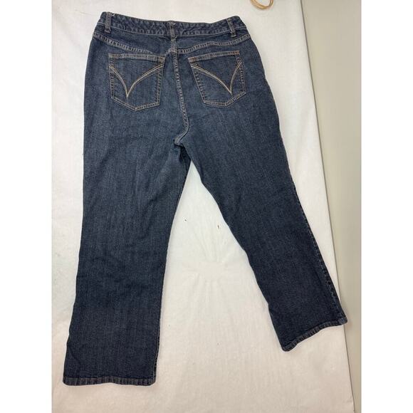 Lane Bryant Venezia Stretch Bootcut Jeans Relaxed Plus Size Petite - Size 2 P - Picture 2 of 7